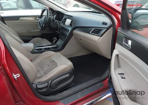 2015 Hyundai Sonata Sport z USA, uszkodzony, nr VIN 5NPE34AF0FH217700